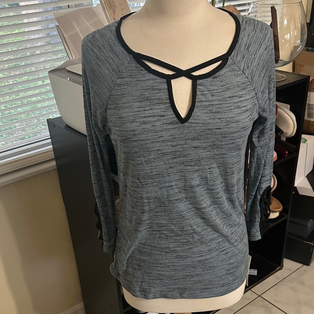 Elegant Women's Long Sleeve Top with Black Trim